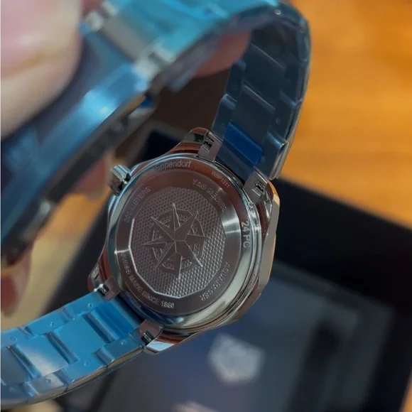 NEW - TAG HEUER Aquaracer Professional 200 Solargraph Stainless Steel Watch/34MM - Picture 6 of 16